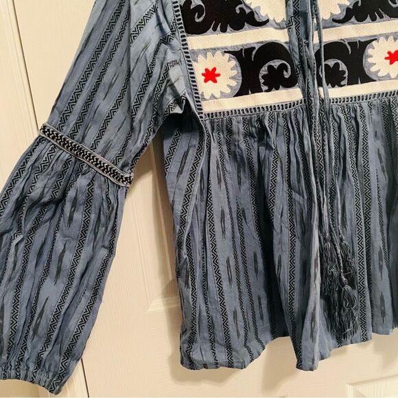 Miss June Paris Embroidered Blouse - Picture 4 of 10